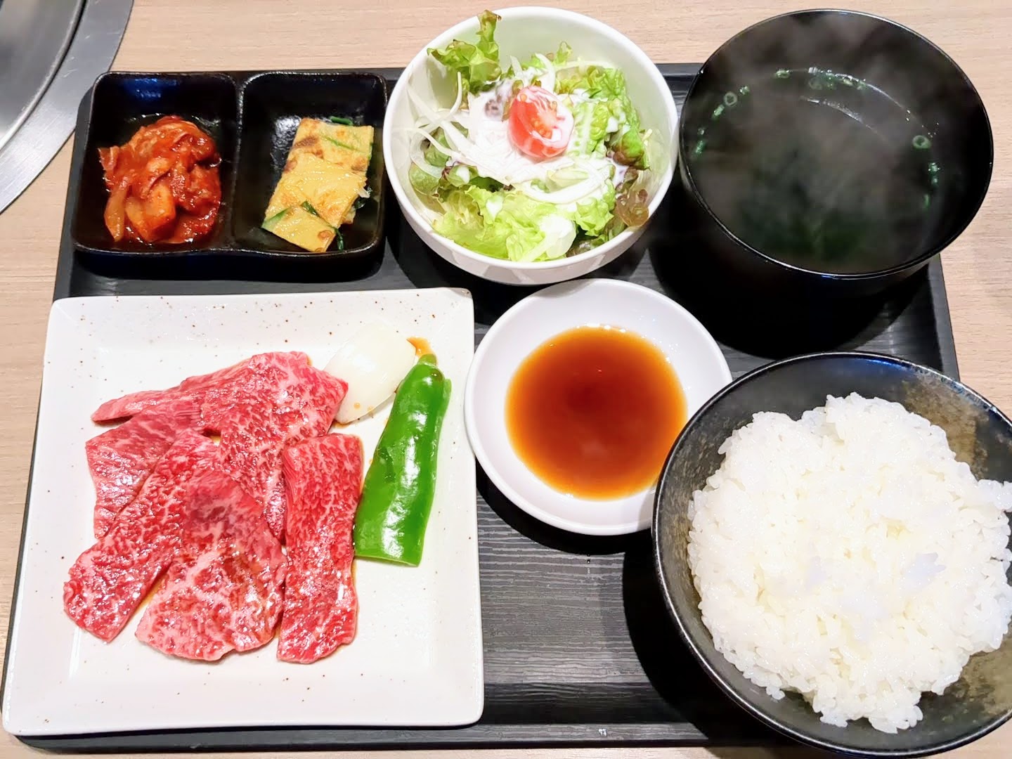 炭火焼肉 頂月（ちょうげつ）