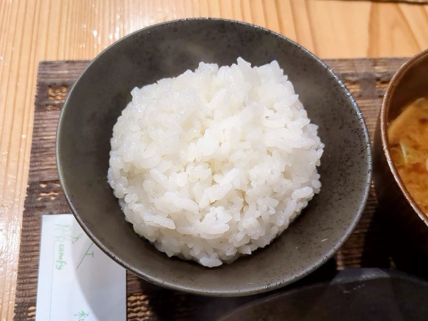 和食カフェ&バー Comfy（コンフィ）