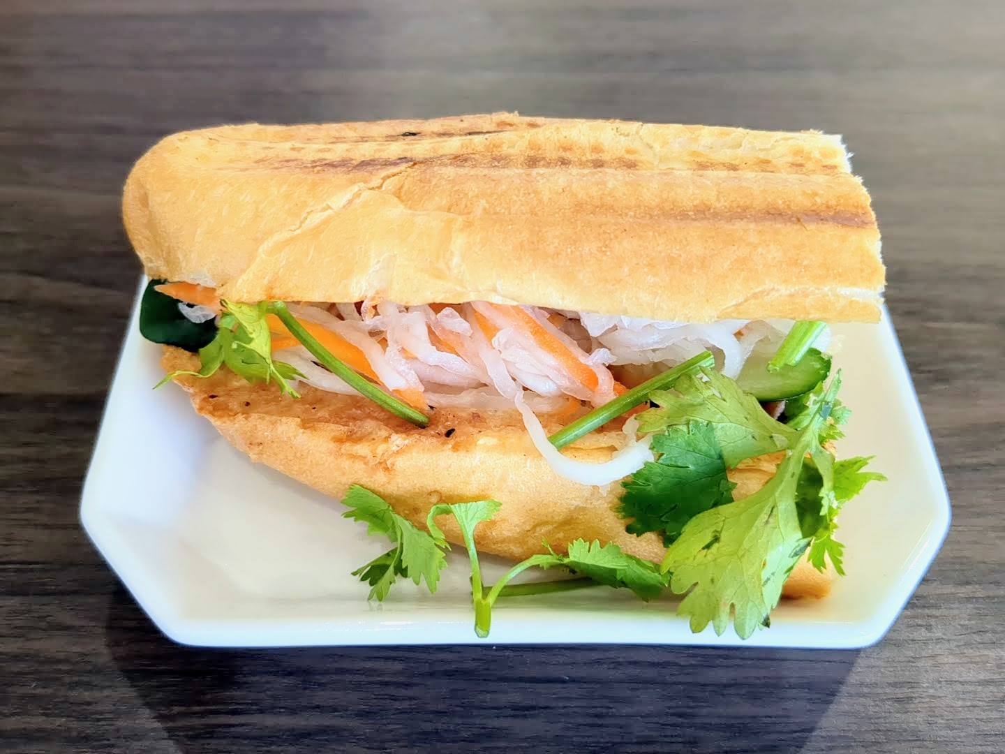 DAM GIA QUAN(ダン・ザ・クアン)