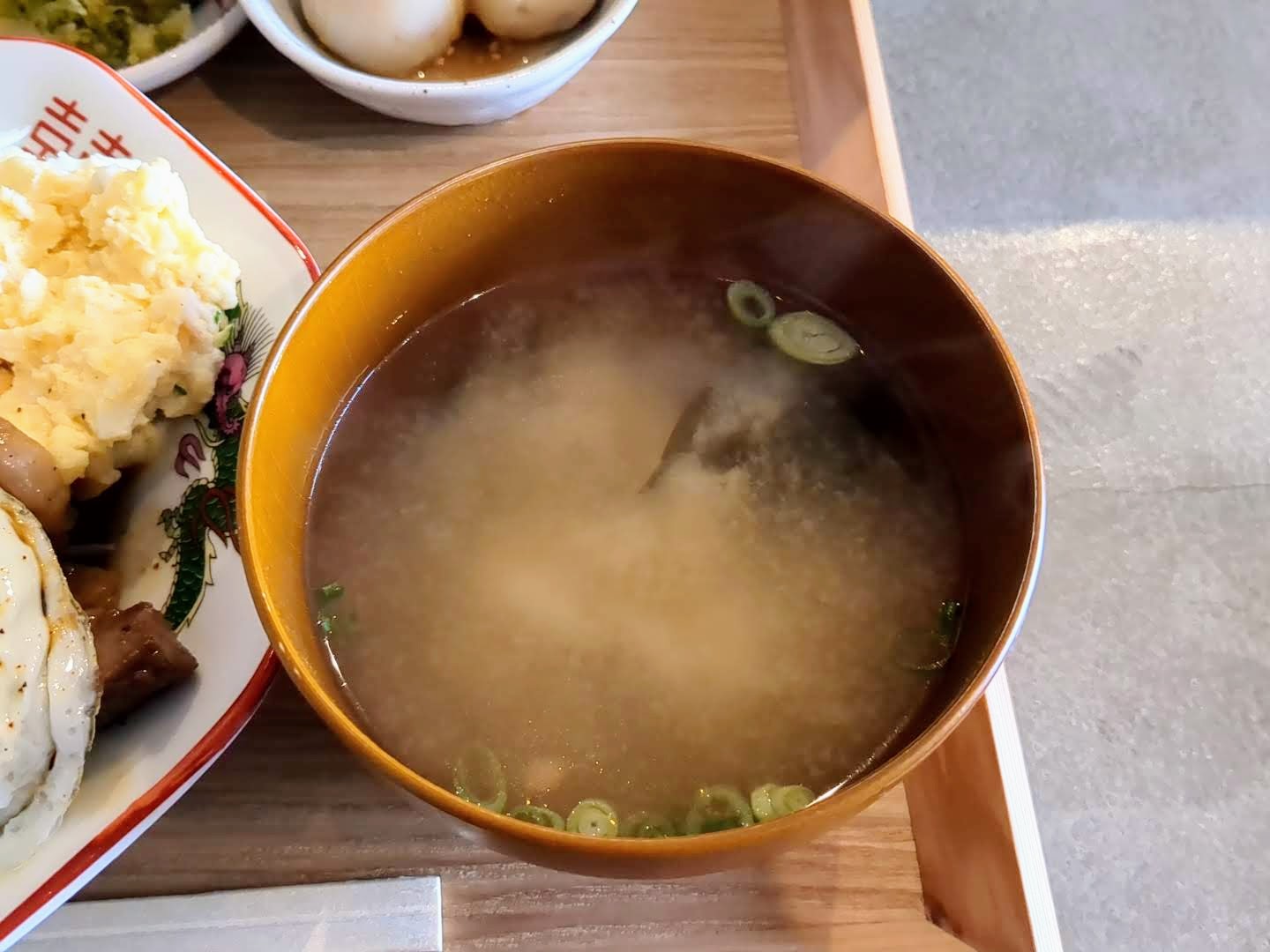 豚と酒と飯 ぽるく