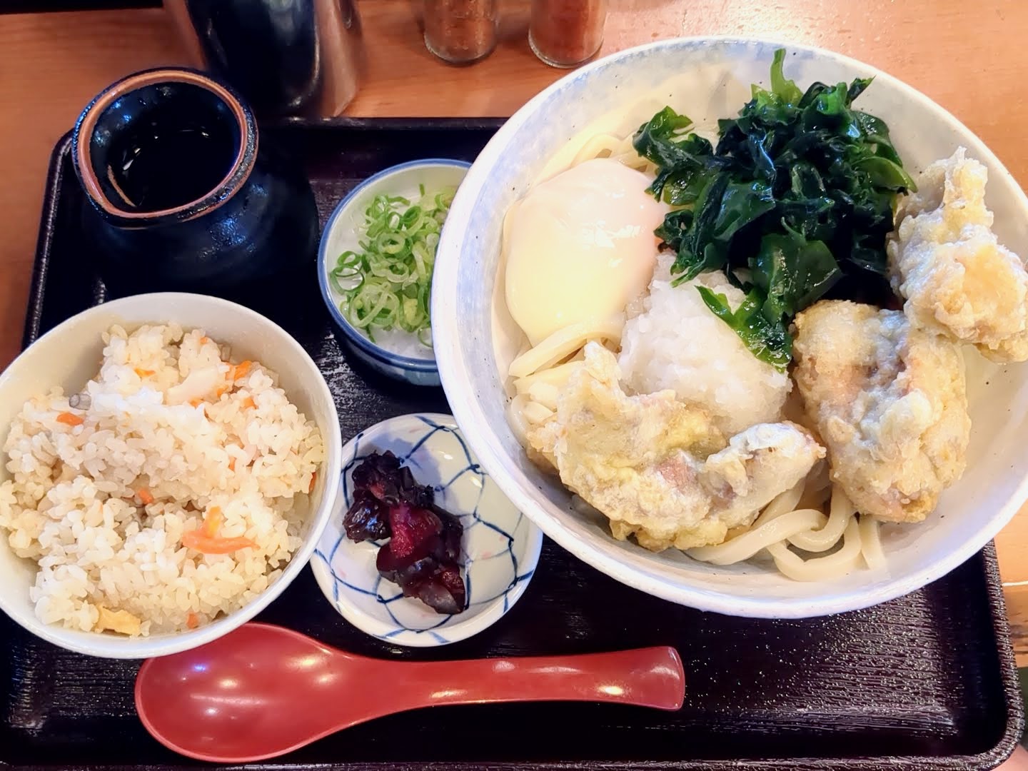 さぬきうどんのたぬき