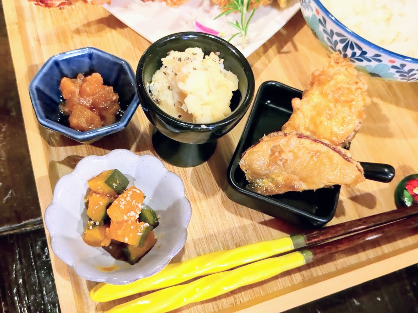 Cafe ダイニング TOYBOX（トイボックス）