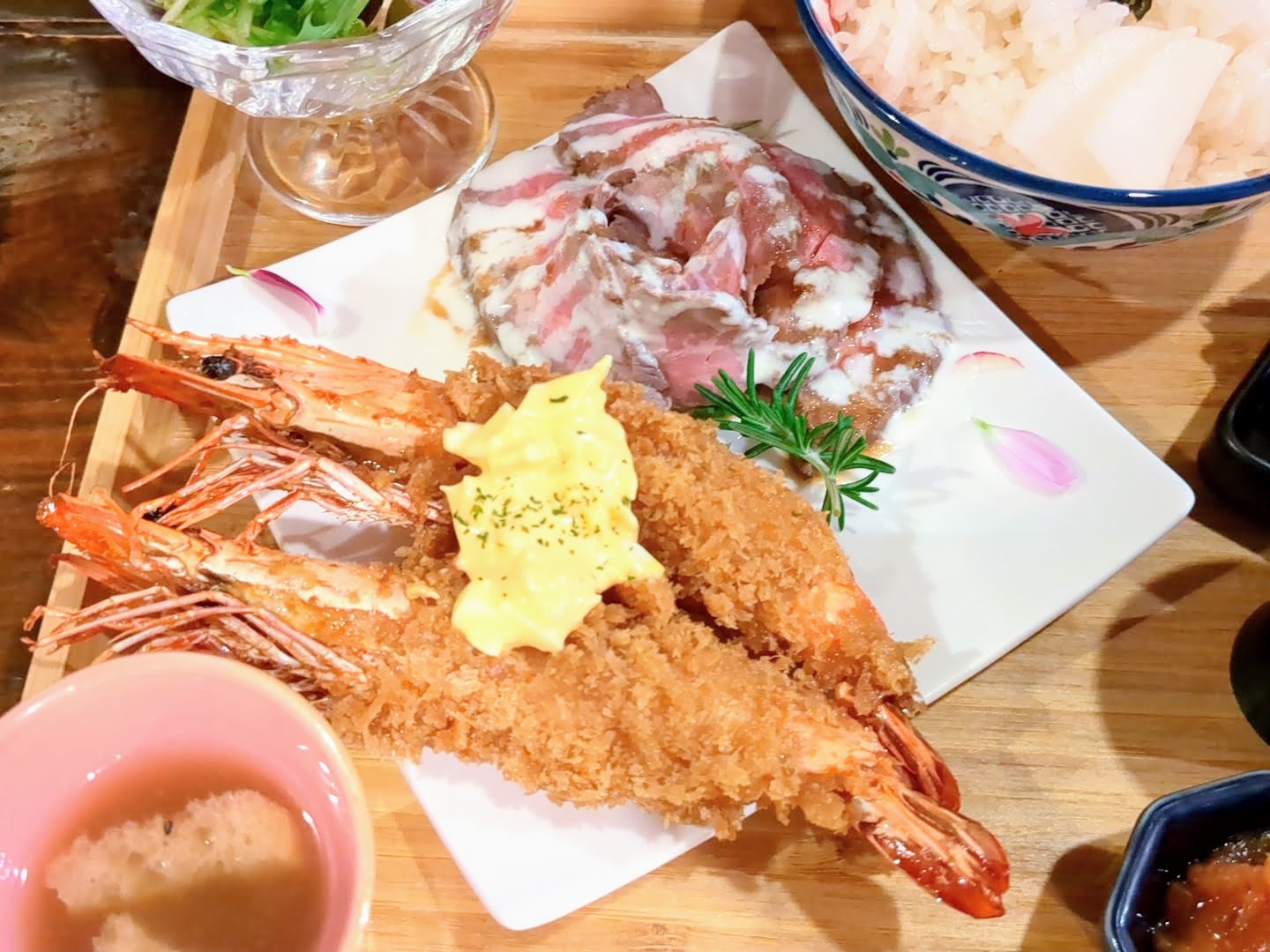 Cafe ダイニング TOYBOX（トイボックス）